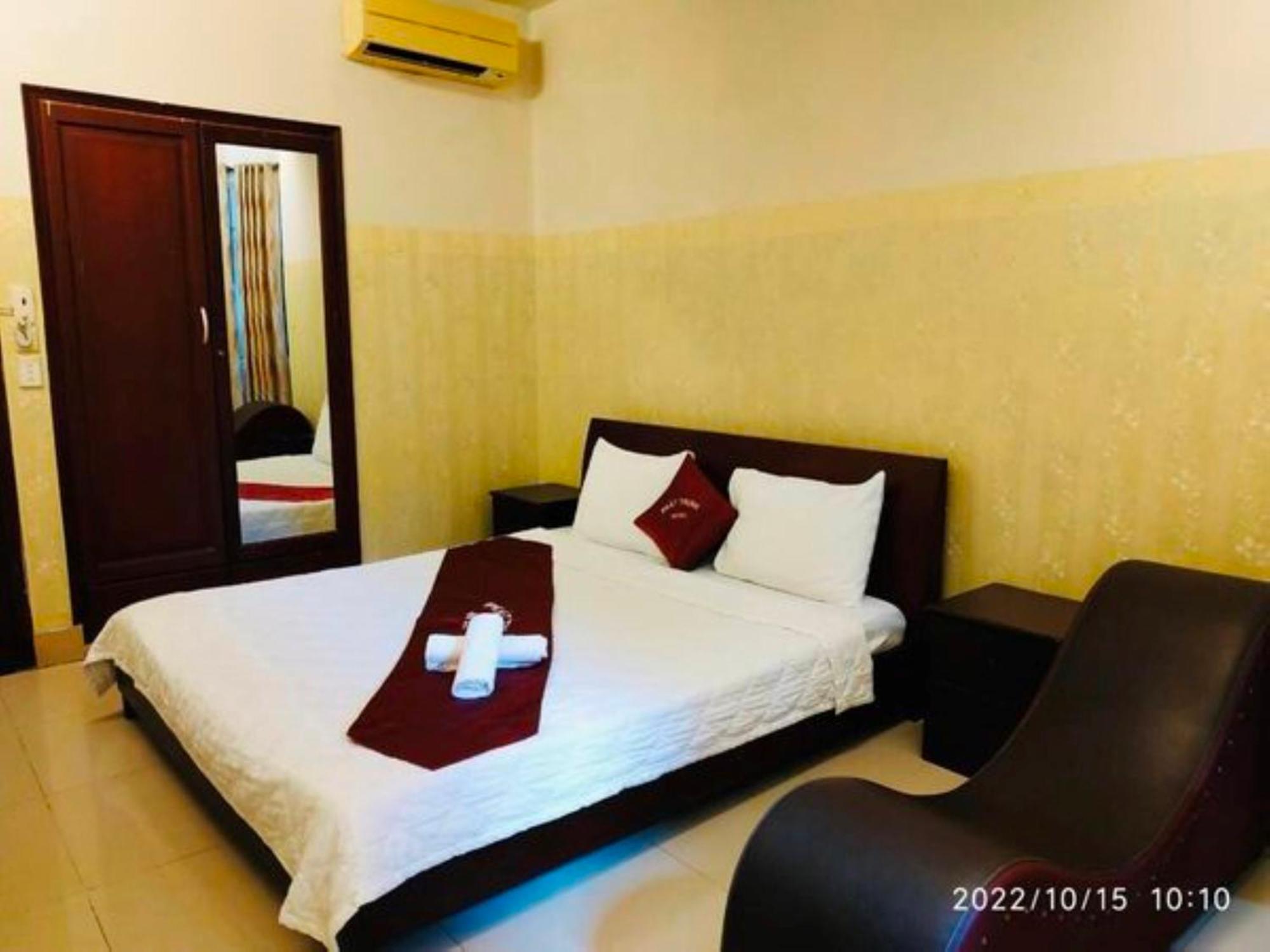 Phat Thinh Hotel Хошимин Экстерьер фото